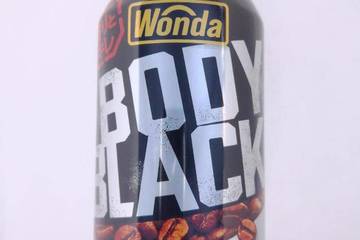 アサヒ飲料 ワンダ ボディブラック 深煎りの香りとキレ